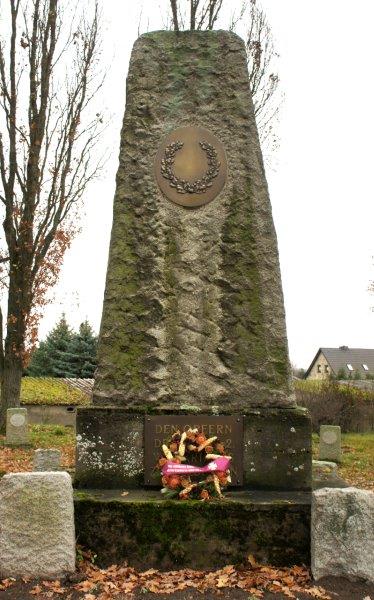 Kriegerdenkmal Ampfurth